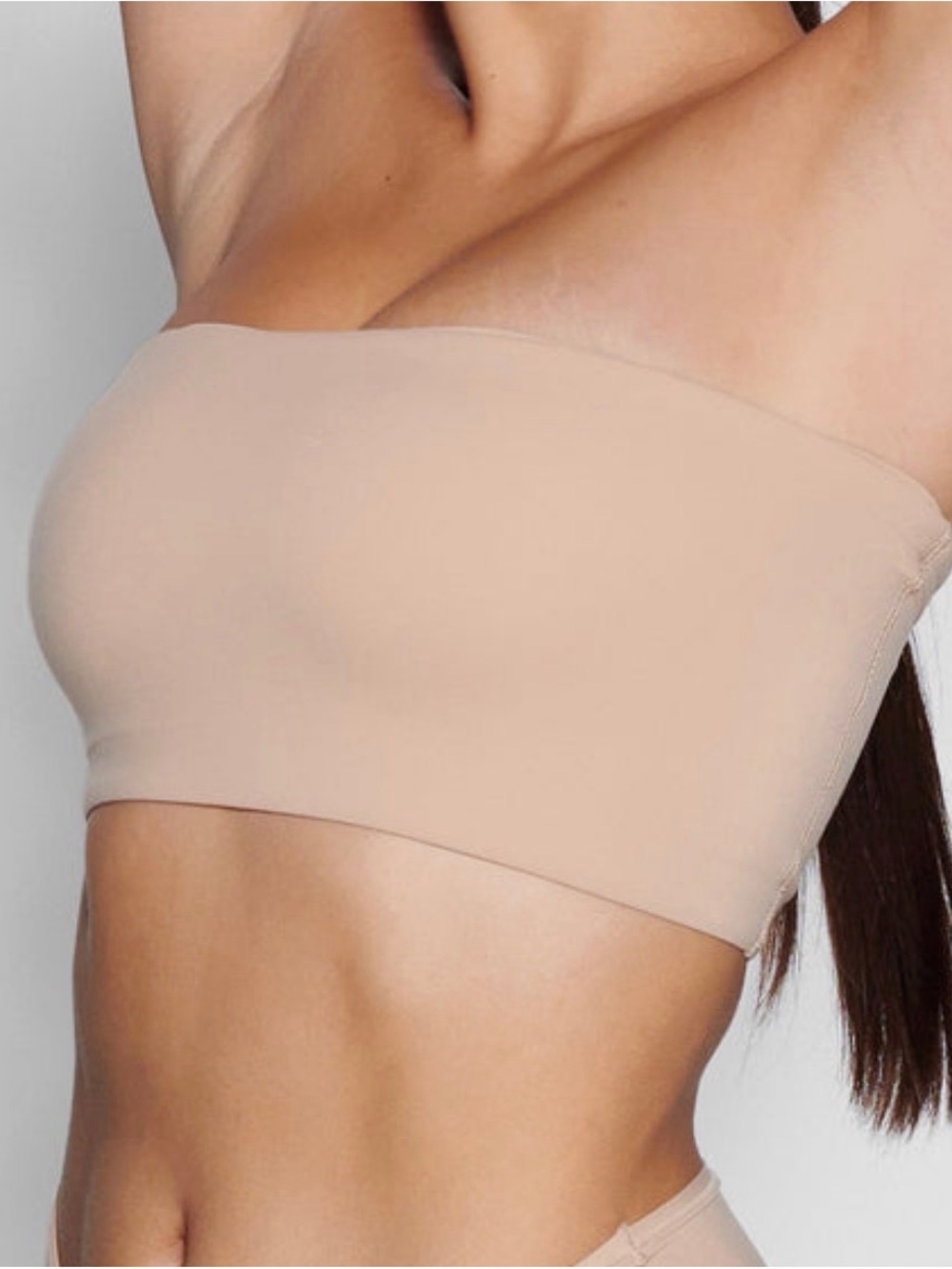 SKIMS Seamless Strapless Bandeau - Nude Beige